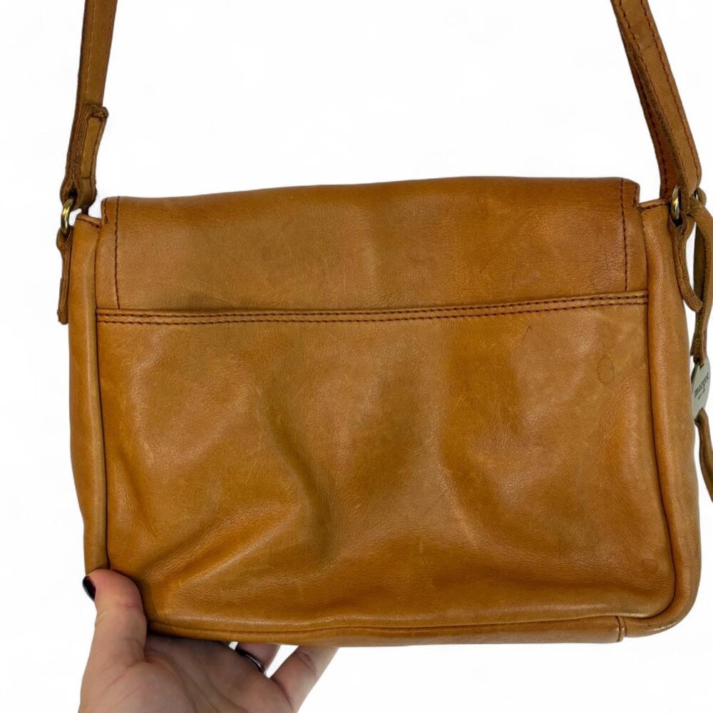 Margot New York Preston Foldover Flap Leather Crossbody Bag - Picture 5 of 8